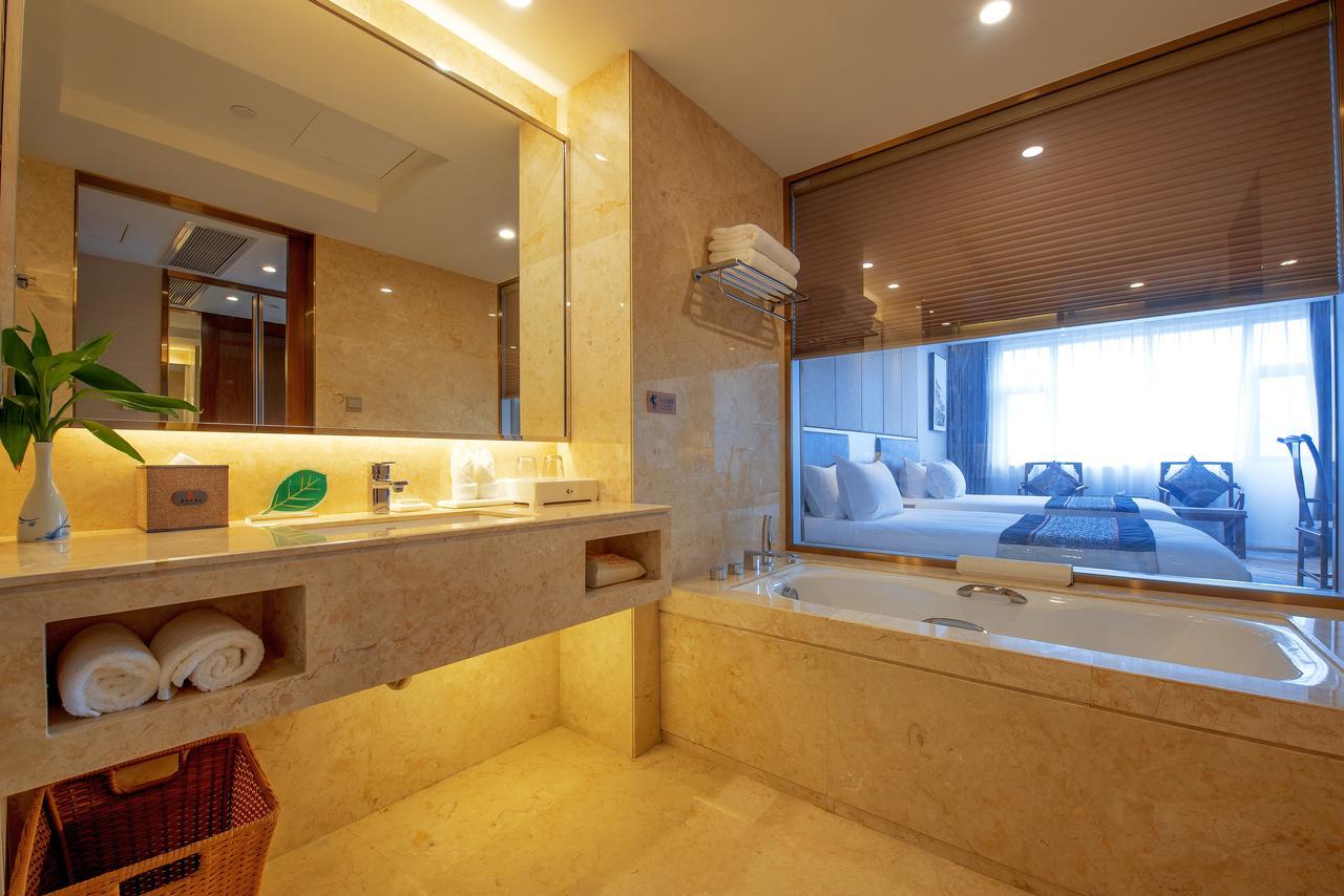 ג'ינגדג'ן Jinghan Hotel מראה חיצוני תמונה